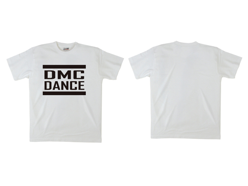 白TシャツにダンスのデザインのTシャツ