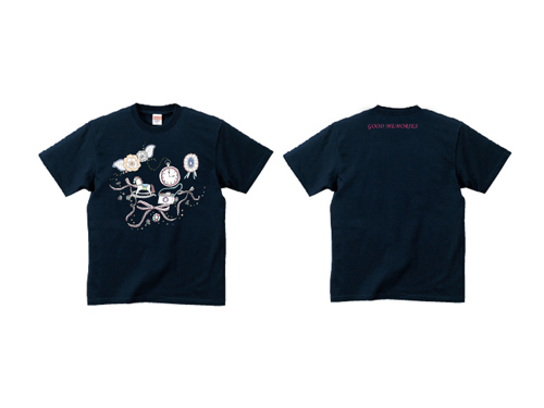 ネイビーTシャツにダンスのデザインのTシャツ