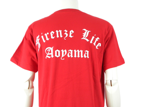 赤TシャツにフィレンツェのデザインのTシャツ前面