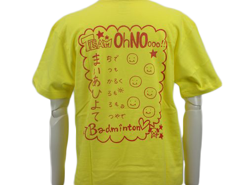 黄色Tシャツに手書きのデザインのクラスTシャツ背面