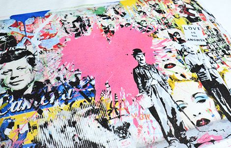 淡色のフルカラーインクジェットでプリントされた、数々の著名人がグラフィカルに配置されたオリジナルデザイン